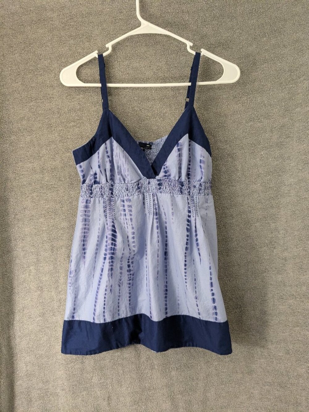 Gap Smocked Size Small Tie Dye Top 26-30" Chest